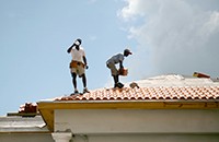 roofers in the heat of day